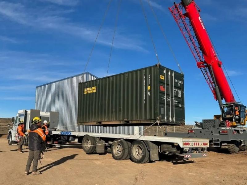Este primer despacho no es un hecho aislado. Es parte de un rumbo provincial que busca que los recursos naturales se traduzcan en m�s oportunidades para los rionegrinos, con reglas claras, inversi�n, control p�blico y presencia del Estado.