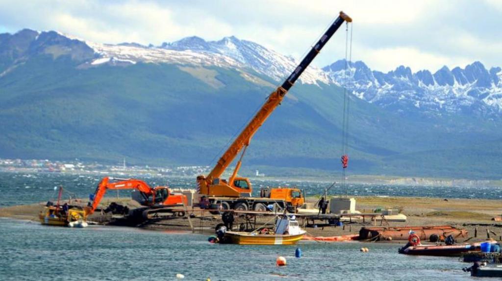 Para la presentacin del Proyecto se tuvieron en cuenta los relevamientos topogrficos, y la previsin de mareas determinadas por el Servicio Hidrogrfico Naval.