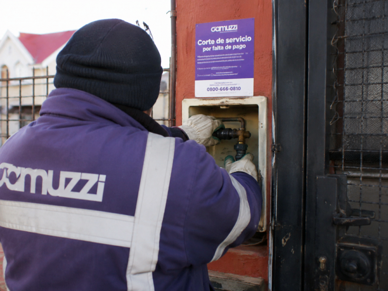 La presentación surge a partir de la preocupación por la situación que viven numerosos vecinos de la ciudad, quienes se acercan diariamente al Municipio para solicitar ayuda ante las dificultades para afrontar el pago de los servicios públicos.
