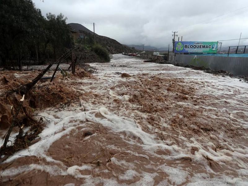El sistema frontal, calificado por autoridades como el más intenso registrado en Chile en los últimos 30 años, ha afectado a 10 de las 16 regiones del país desde la semana pasada.