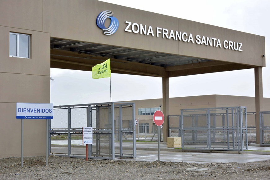El compromiso que se llev la comitiva provincial fue que en los prximos 15 das saldr publicada una resolucin que permitir un funcionamiento, aunque sea parcial en la Zona Franca.
