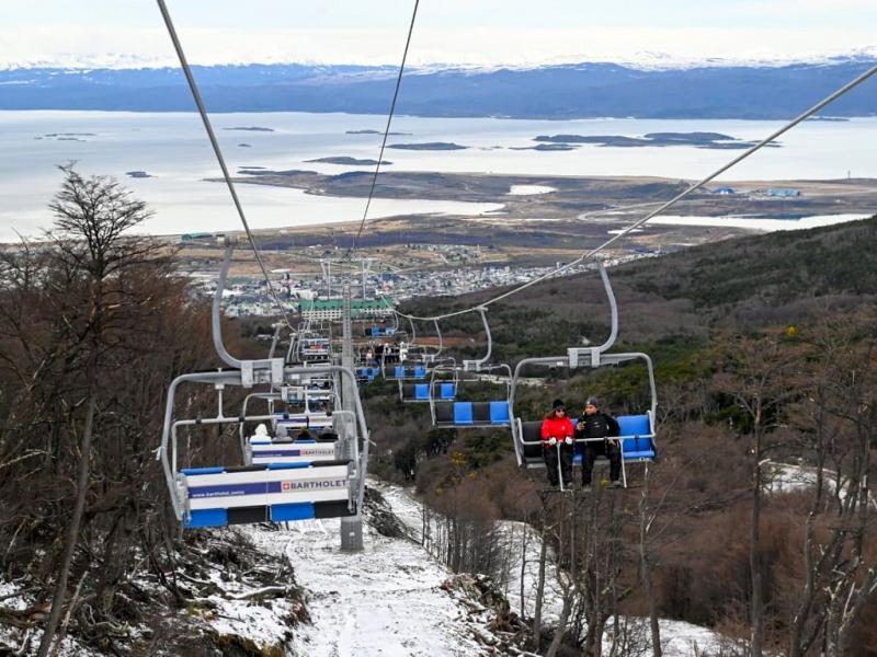 De acuerdo con los relevamientos del Instituto Fueguino de Turismo, la previsión de ocupación en Ushuaia alcanzó el 82% durante la primera semana y el 86% en la segunda.