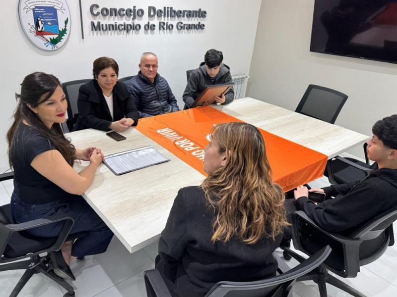 La Declaración de Interés tiene como objetivo visibilizar y reconocer el trabajo realizado por vecinos y vecinas de la ciudad, pero también fomentar que otras personas se involucren y aporten a esta causa”, destacó Guadalupe Zamora.