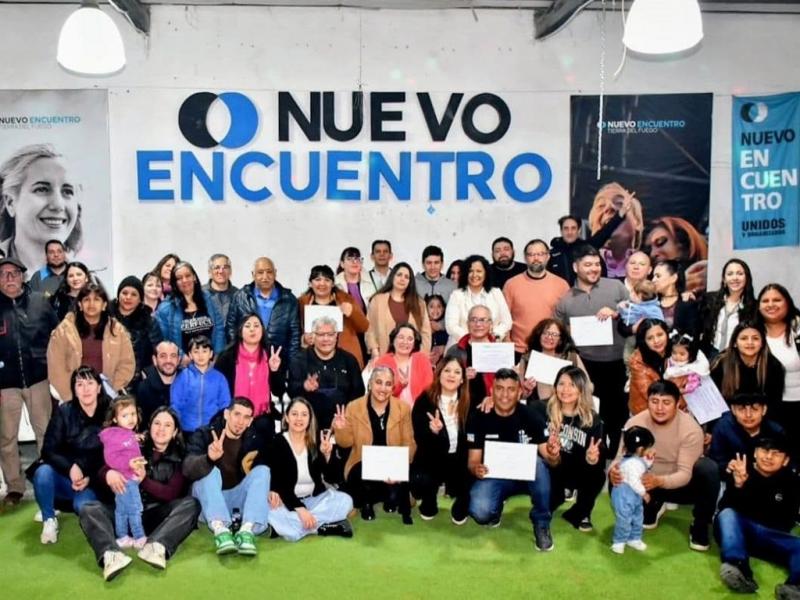 �Tenemos historia, militancia y un camino recorrido, por eso asumimos este nuevo desaf�o con la convicci�n de seguir fortaleciendo nuestra organizaci�n y ampliando la participaci�n�, destacaron desde Nuevo Encuentro Tierra del Fuego.