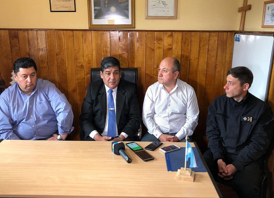 La mujer de 35 aos fue localizada en la Picada de Cardozo gracias al operativo desplegado por la Polica Provincial, con la colaboracin de las mencionadas reparticiones. 